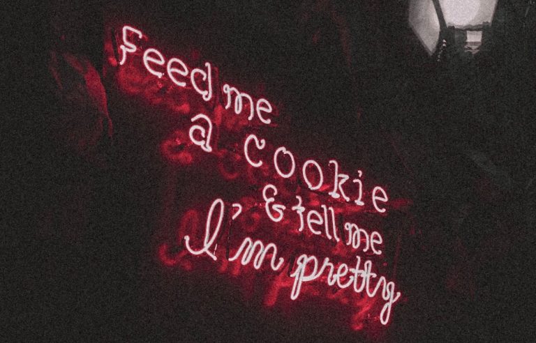 Feed me a cookie & tell me I'm pretty